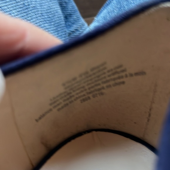 Nine West blue suede pumps new without tags. Genuine leather upper size 8.5 - Picture 5 of 5